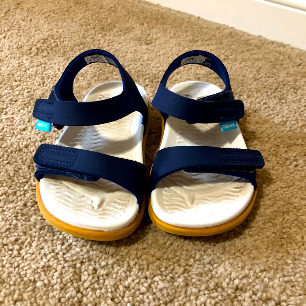 Native toddler sandals